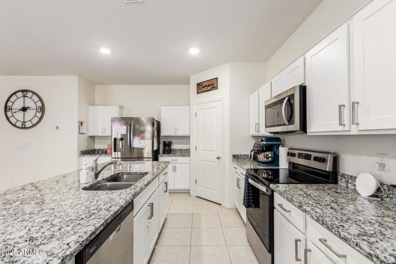 New Bonnet - Kitchen 3