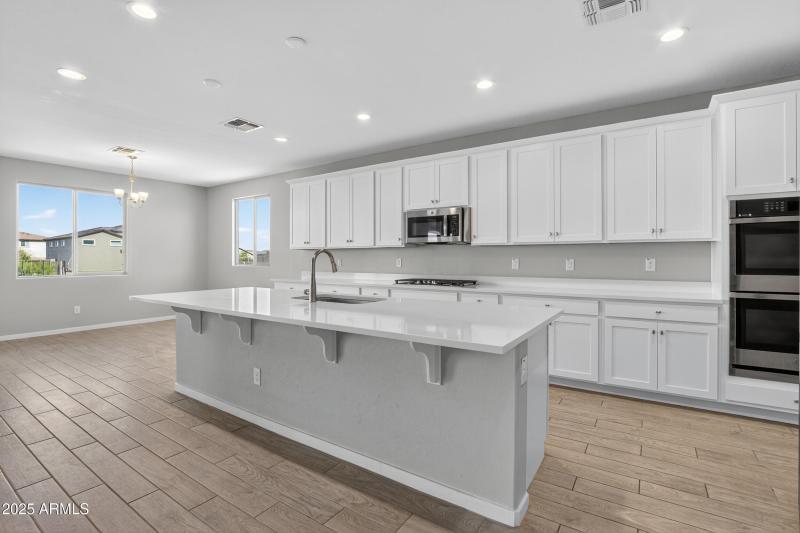 17_017_049_agent_mclake