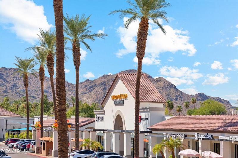 Scottsdale Seville Shopping Center