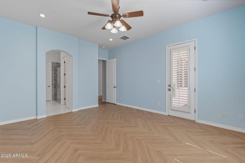 19-web-or-mls-Kings-19