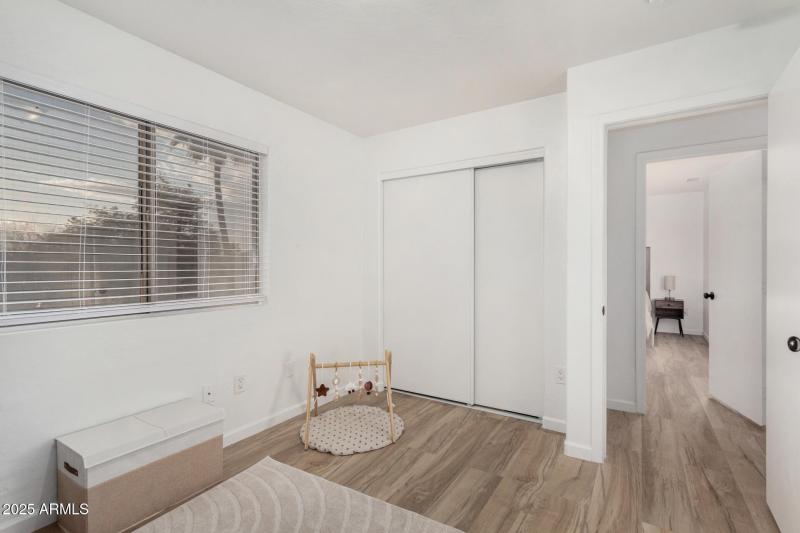 Flexible Bedroom Layout