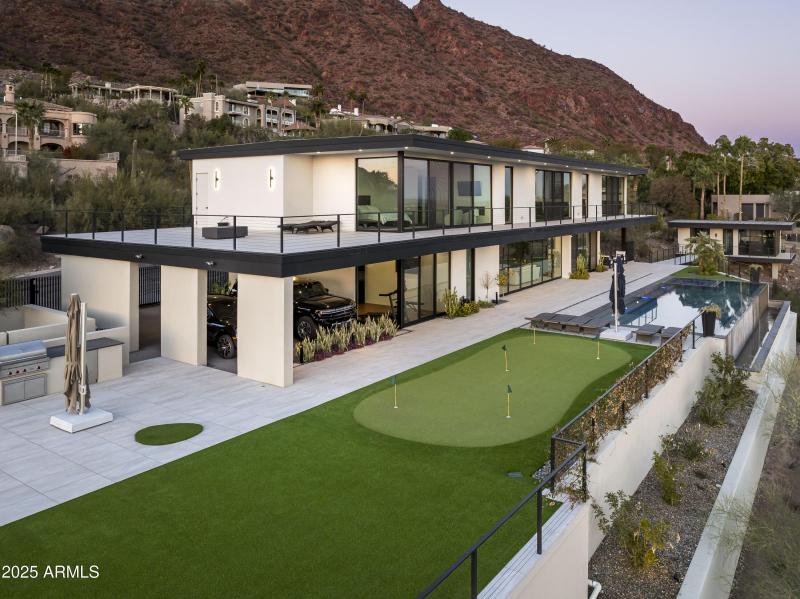 4725 E 56th St Phoenix-3