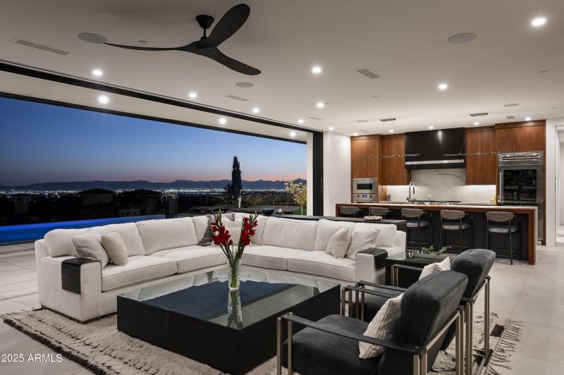 4725 E 56th St Phoenix-14