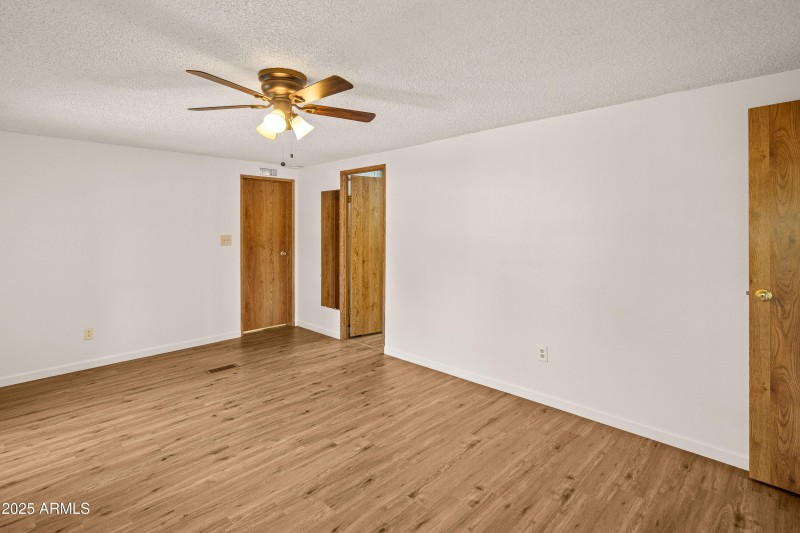 Primary En Suite - View 4