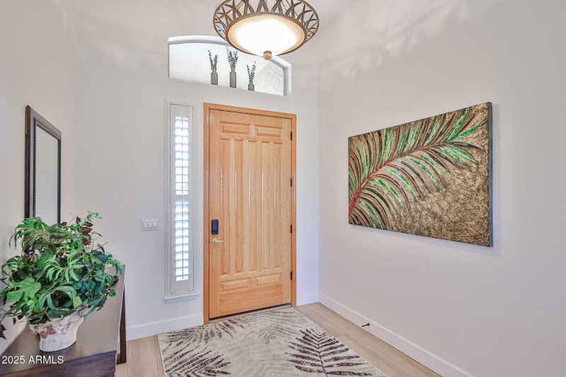 Transome window lets in natural light