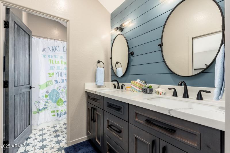 2508 E Elk Run Ct - 29