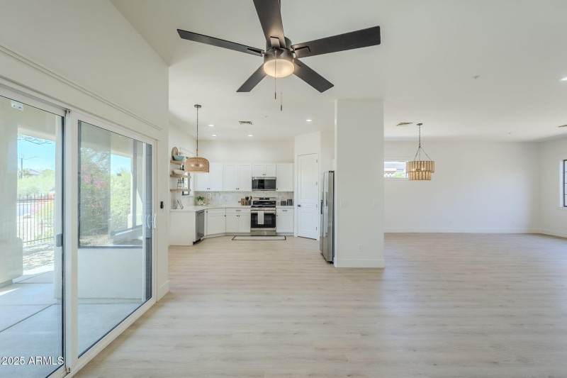 12-web-or-mls- El Lag-12