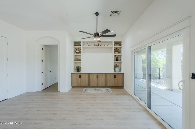 13-web-or-mls- El Lag-13