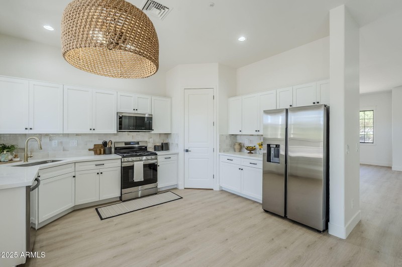 16-web-or-mls- El Lag-16