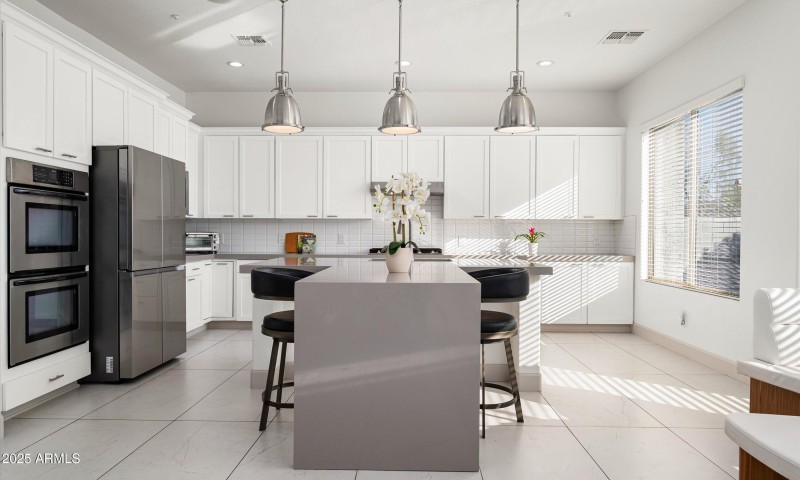 Upgraded Gourmet Kitchen