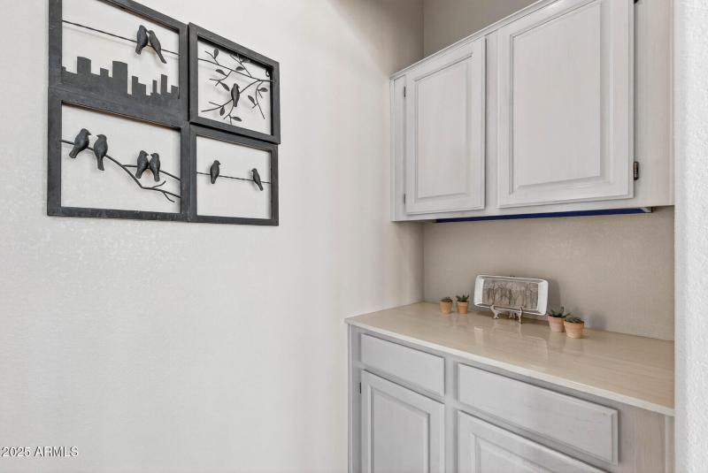 Primary Bedroom Hall Keydrop