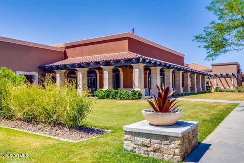 cantamia village center