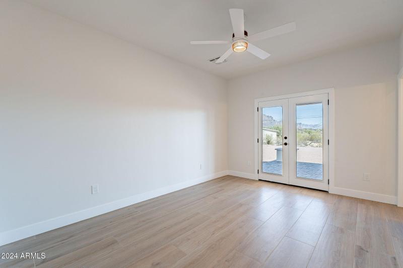 50-web-or-mls-Veronica-50