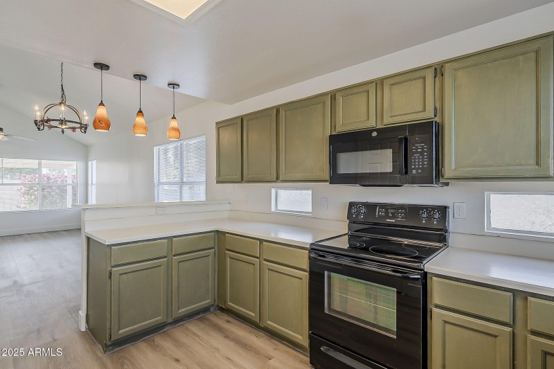 13-web-or-mls-Bradford-13