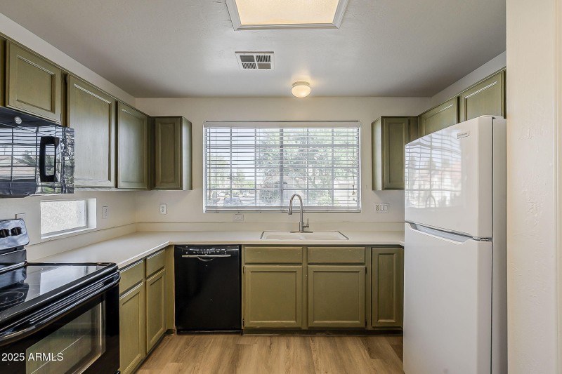 17-web-or-mls-Bradford-17