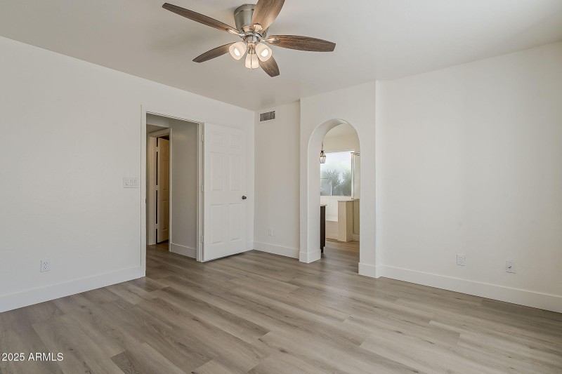 21-web-or-mls-Bradford-21