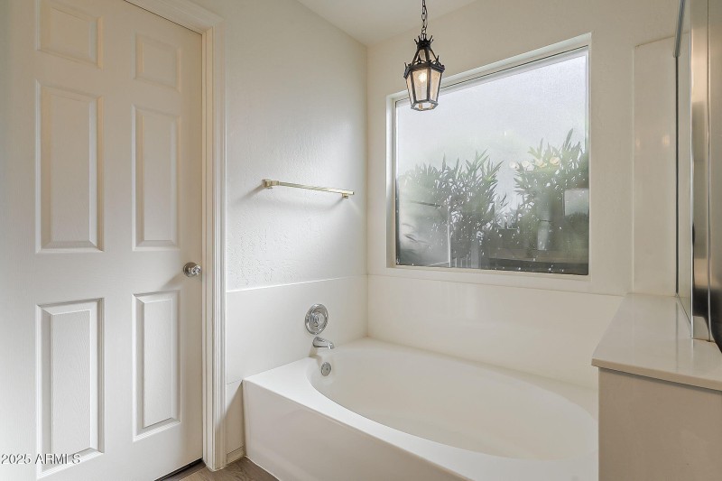 25-web-or-mls-Bradford-25