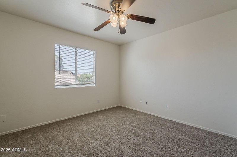 30-web-or-mls-Bradford-30