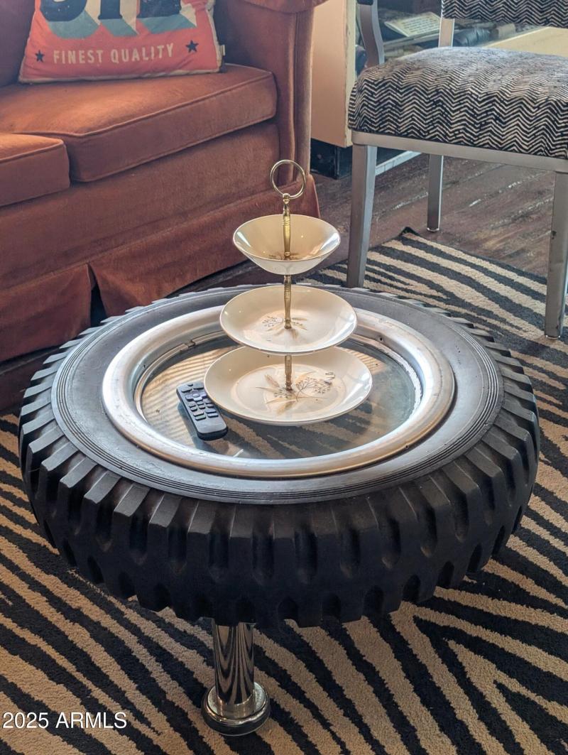 FS UNIQUE FEATURES 1