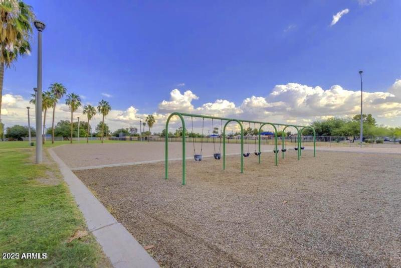 20221006220442038375000000-o