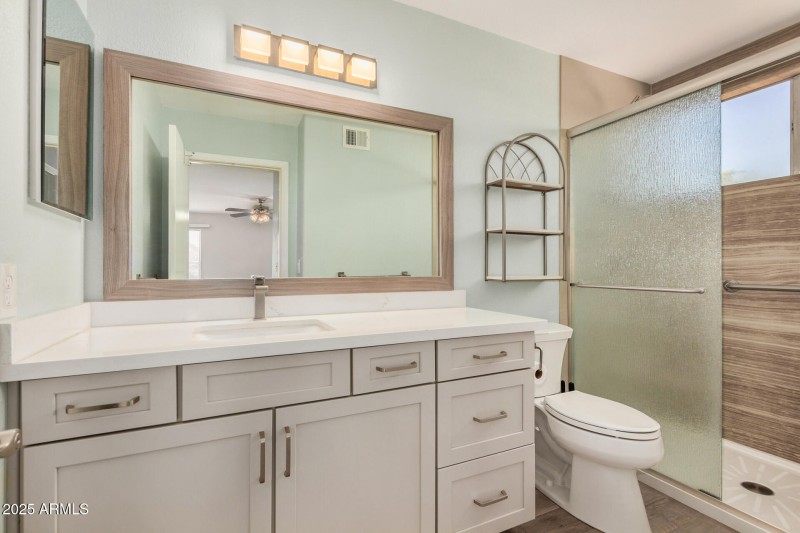 Primary En-suite Bathroom