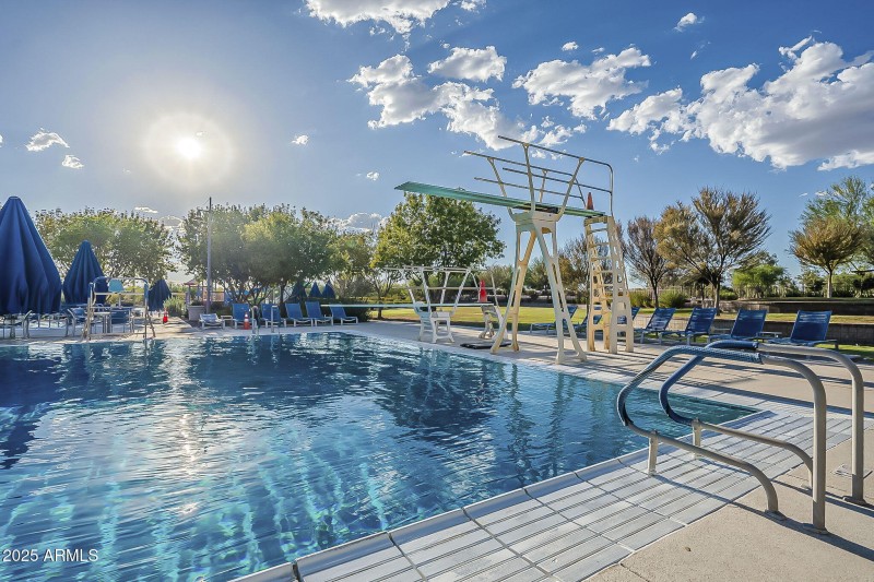 13-web-or-mls-Saratoga Community-13