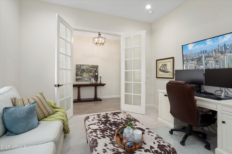 033-27396 W Escuda Dr