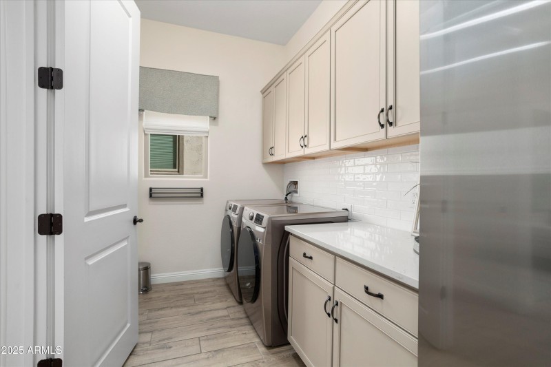 035-27396 W Escuda Dr