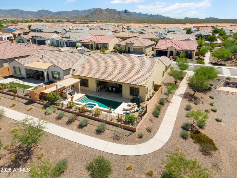 047-27396 W Escuda Dr