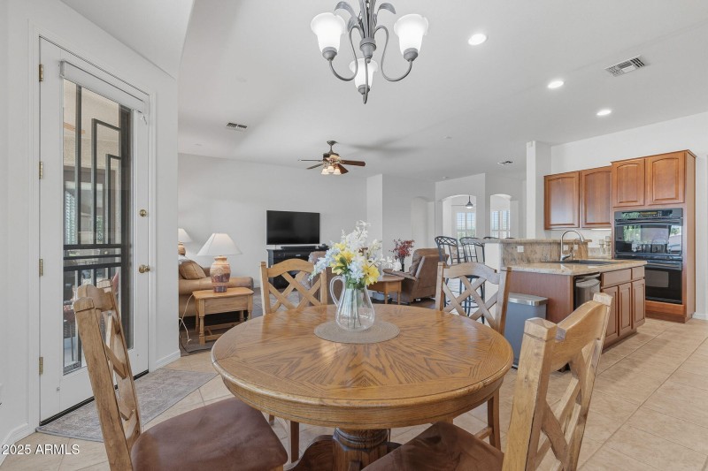 17-web-or-mls-Santa-17