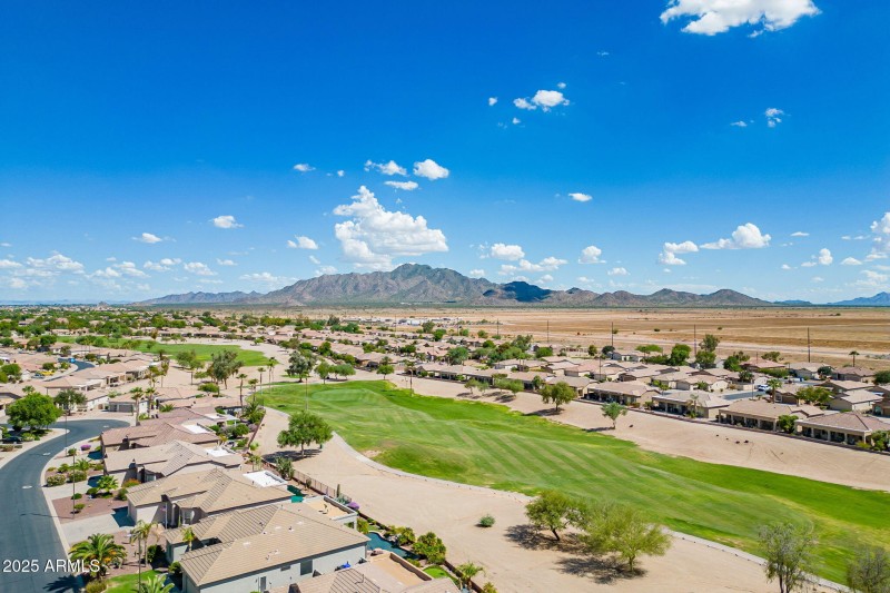 69-web-or-mls-Santa-aerial-8