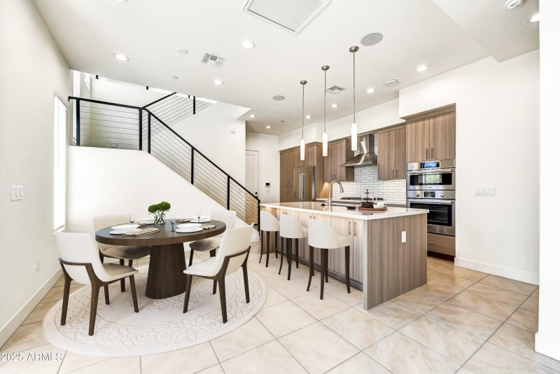 001_Kitchen & Dining