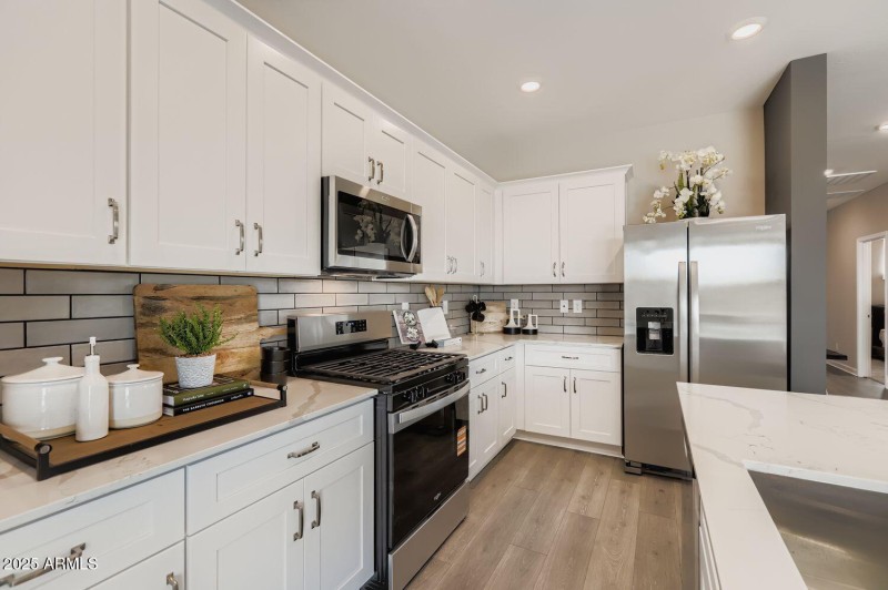 16845 W Spur Dr - Web Quality - 009 - 10