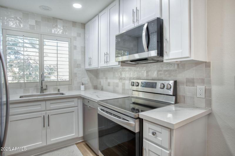 19400 N Westbrook Pkwy 241 Peoria - 201