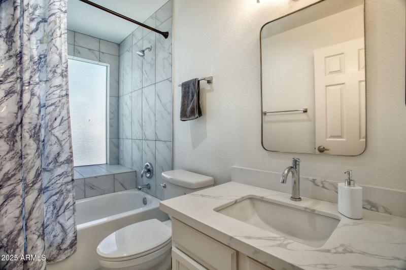 19400 N Westbrook Pkwy 241 Peoria - 213