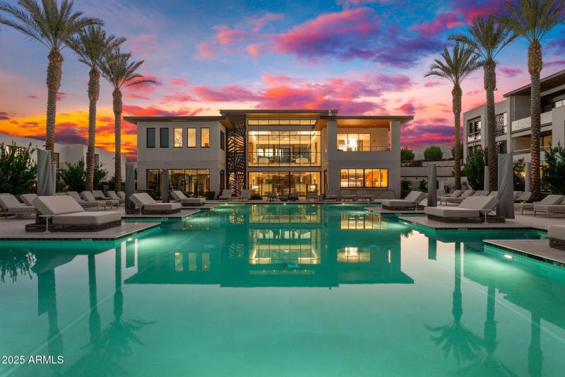 Ritz-Carlton Residences