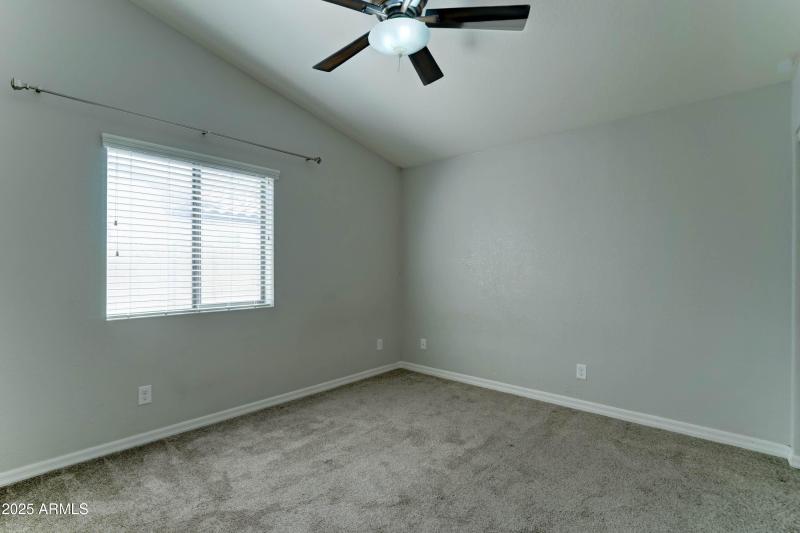 1119 e SouthShore Dr-31