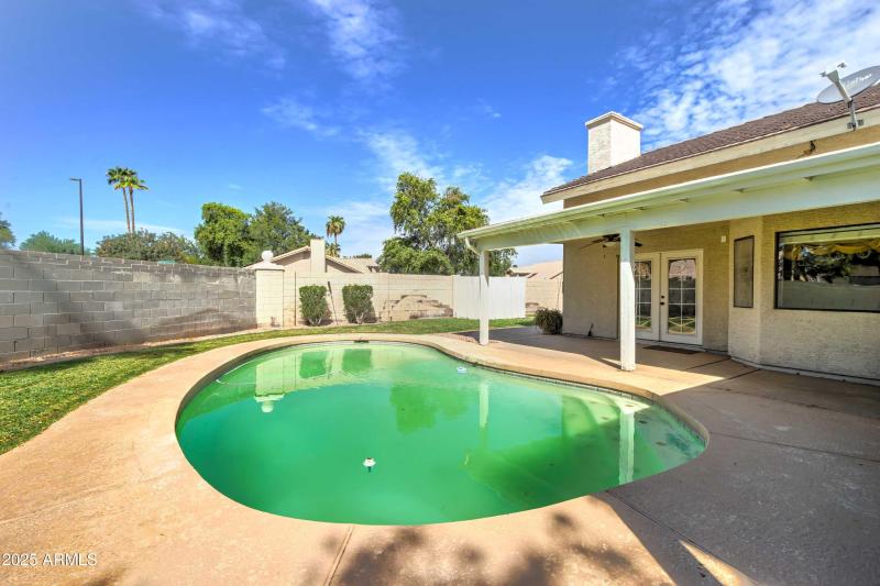 1119 e SouthShore Dr-45