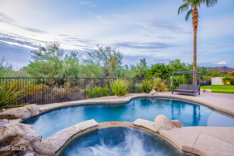 11858-E-Gold-Dust-Ave-1-2