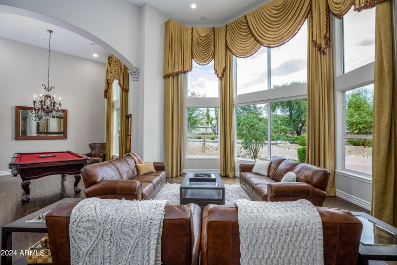 11858-E-Gold-Dust-Ave-1-7