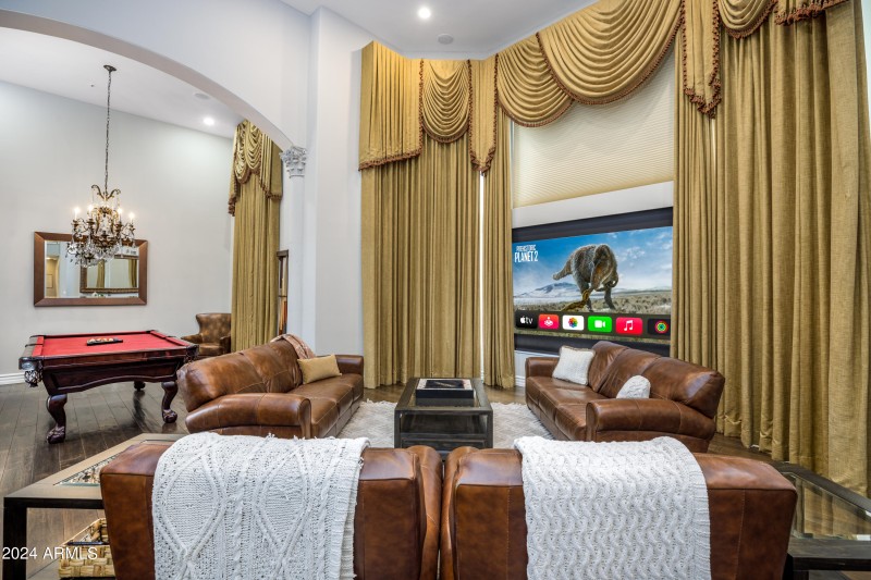 11858-E-Gold-Dust-Ave-1-8