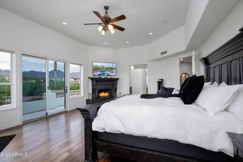 11858-E-Gold-Dust-Ave-1-15