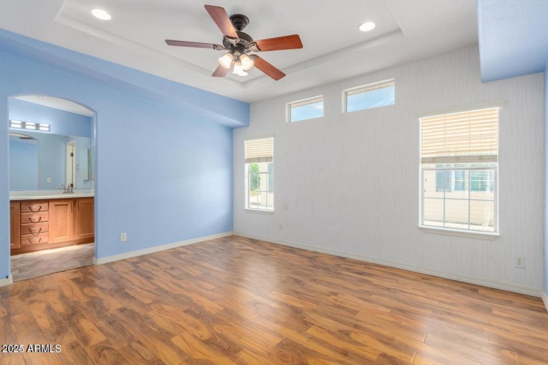 3301 S Goldfield Rd 4027