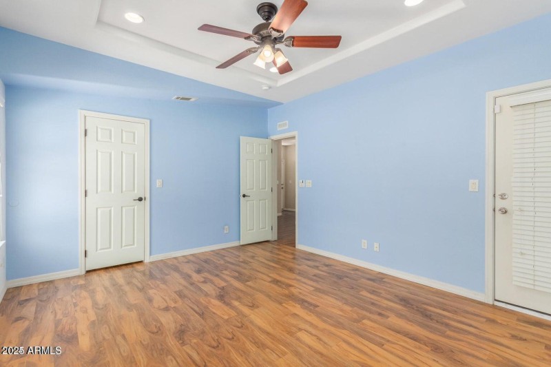 3301 S Goldfield Rd 4027