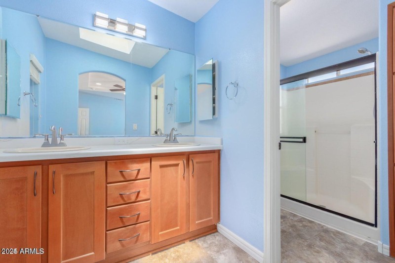 3301 S Goldfield Rd 4027