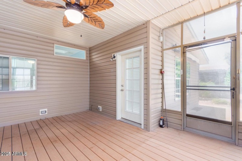 3301 S Goldfield Rd 4027