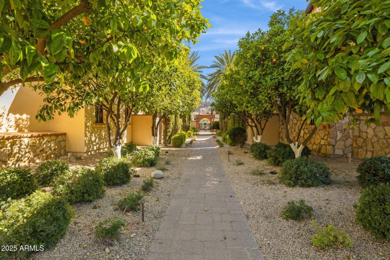 Private Resident Pool Access