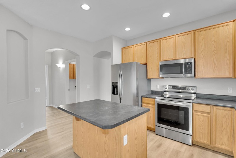13-web-or-mls-21752 E Domingo Rd-10