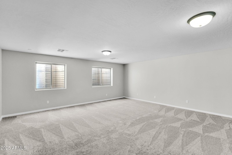 18-web-or-mls-21752 E Domingo Rd-18