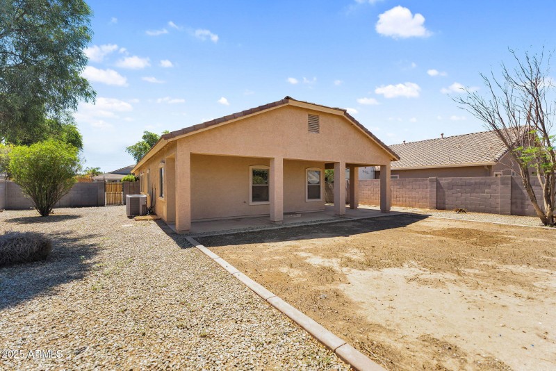 43-web-or-mls-21752 E Domingo Rd-49